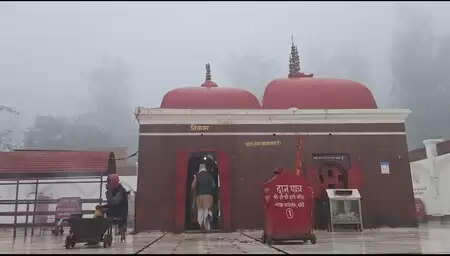 बिहार: गोपालगंज के प्रसिद्ध थावे मंदिर में चोरी, जांच में जुटी पुलिस