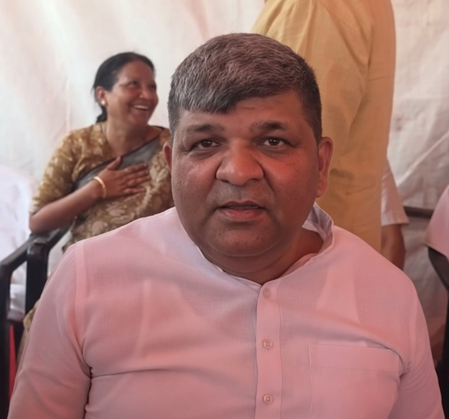 भाजपा नेताओं ने लखनऊ की सड़कों पर निकाली जनआक्रोश महिला पदयात्रा, कहा- 'राहुल-अखिलेश ने छीना महिलाओं का हक'