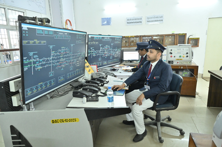 एनएफआर ने रेल सुरक्षा और विश्वसनीयता बढ़ाने के लिए बुनियादी ढांचों को अपग्रेड करने में तेजी लाई