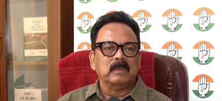 दिग्विजय सिंह के बयान पर कांग्रेस सांसदों की प्रतिक्रिया, प्राण-प्रतिष्ठा को लेकर उठाए सवाल