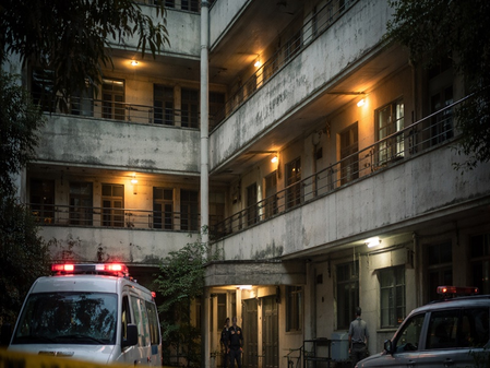 पश्चिम बंगाल के हॉस्टल के कमरे से मेडिकल छात्र का सड़ा हुआ शव बरामद