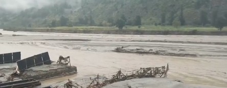 भूटान में ग्लेशियर झील फटने के बाद पश्चिम बंगाल अलर्ट, उत्तरी हिस्से में बाढ़ का खतरा