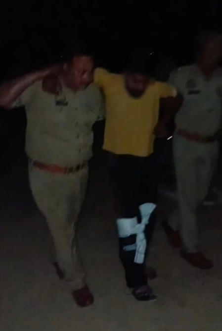हाथरस पुलिस ने मुठभेड़ के बाद तीन लुटेरों को किया गिरफ्तार, दो के पैर में लगी गोली