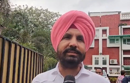 अगर सरकारी स्कूल अच्छे हैं तो 'आप' के विधायक अपने बच्चों को वहां क्यों नहीं भेजते: अमरिंदर सिंह