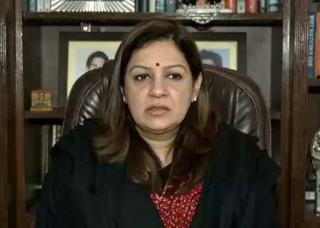 प्रियंका चतुर्वेदी ने जेएनयू विवाद की निंदा की, बोलीं- ऐसी नारेबाजी वास्तविक मुद्दों से ध्यान भटका देती है