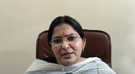 महिलाओं पर टिप्पणी को लेकर रजनी तिवारी का सपा पर हमला, बोलीं- यही है पार्टी का चाल-चरित्र