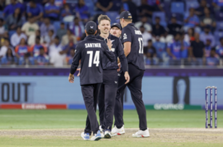 भारत ने अच्छी गेंदबाजी की, लेकिन हमारे बल्लेबाजों ने दबाव को झेला: माइकल ब्रेसवेल