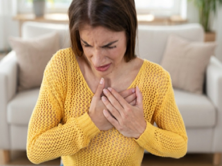 बिना तनाव के बेचैनी, घबराहट और दिल जोर से धड़कना, पेट से जुड़ा है कनेक्शन