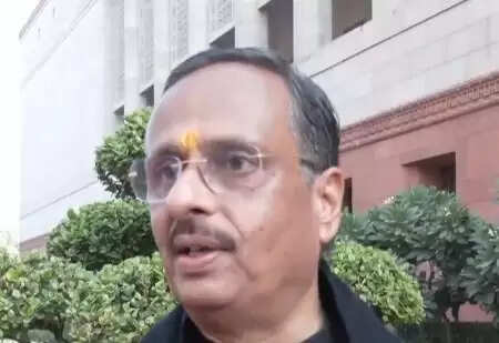 घुसपैठ के मुद्दे पर भाजपा सांसद दिनेश शर्मा बोले, योगी आदित्यनाथ जो कहते हैं, वही करते हैं