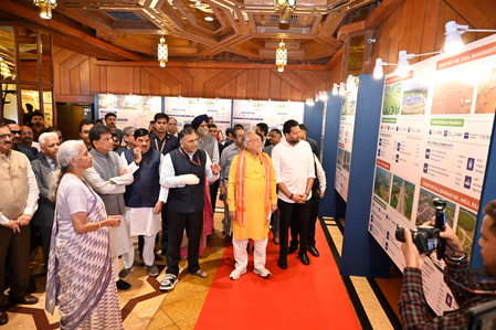 इंफ्रास्ट्रक्चर परियोजनाओं में अब मंजूरी से आगे बढ़कर समय पर क्रियान्वयन और उत्पादन शुरू करने पर हो फोकस: सरकार
