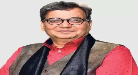 माधुरी दीक्षित और डॉ. श्रीराम नेने ने घर पर रखी शानदार डिनर पार्टी, सुभाष घई ने शेयर की झलकियां