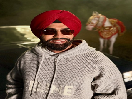 ईरान-इजरायल तनाव के बीच यूएई में फंसा एमी विर्क का परिवार, सिंगर ने साझा किया डर