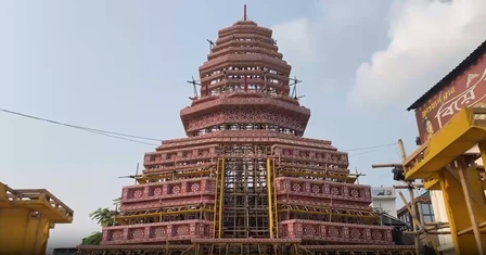 त्रिपुरा: दुर्गा पूजा पंडाल में दिखेगी थाईलैंड के प्रसिद्ध ‘वाट अरुण’ मंदिर की झलक, 20 लाख सीपियों से होगी सजावट