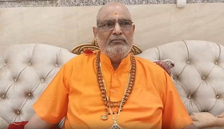 कालकाजी मंदिर मार्ग में गंदगी और अतिक्रमण से श्रद्धालुओं की भावना आहत: महंत सुरेंद्रनाथ अवधूत