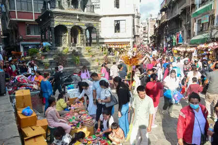 अब मह‍ीने में दो बार वेतन, नेपाल में सरकारी कर्मचारियों के ल‍िए जल्‍द लागू होगा नया न‍ियम