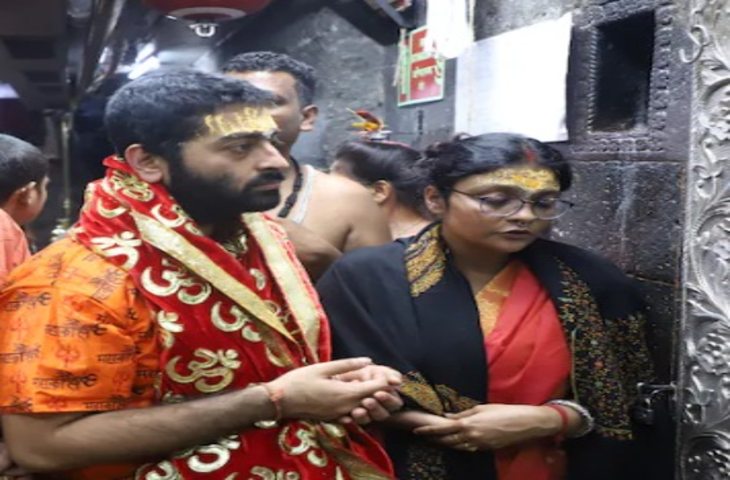 महाकाल के दर्शन को पत्नी संग उज्जैन पहुंचे अरिजीत सिंह, भस्म आरती में हुए शामिल