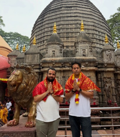 सलीम मर्चेंट ने किए मां कामाख्या के दर्शन, यूजर्स ने किया ट्रोल
