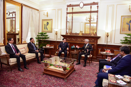 भारत-बांग्लादेश के बीच द्विपक्षीय संबंधों को मजबूत करने पर जयशंकर-रहमान की अहम बैठक