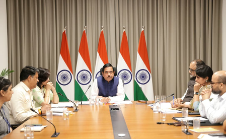 यूजीसी और एआईसीटीई  के संग उच्च शिक्षा व्यवस्था को अधिक प्रभावी बनाने का प्रयास