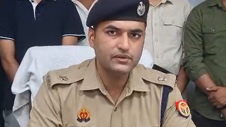 आगरा पुलिस ने 15 राज्यों में 2,500 लोगों के साथ धोखाधड़ी करने वाले एक फर्जी कॉल सेंटर का किया भंडाफोड़