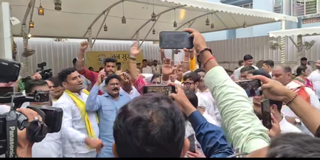 बांकीपुर उपचुनाव : प्रशांत किशोर की बढ़त बरकरार, जन सुराज कार्यालय में जश्न शुरू