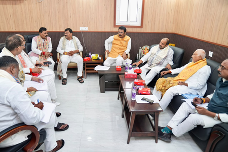 बिहार विधान परिषद चुनाव को लेकर एनडीए की बैठक, संजय सरावगी बोले- एकजुट होकर सभी आठ सीटों पर लड़ेंगे चुनाव