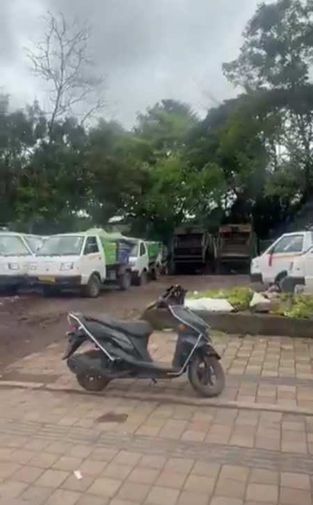 पटना की सड़कों पर पसरा हजारों टन कचरा, सफाईकर्मियों की हड़ताल से सफाई व्यवस्था चरमराई