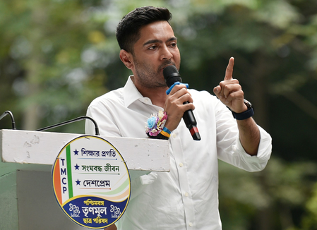 अभिषेक बनर्जी के सहयोगी ने टीएमसी के खाते में जमा किए 7 करोड़ रुपये, सीआईडी का अदालत में दावा