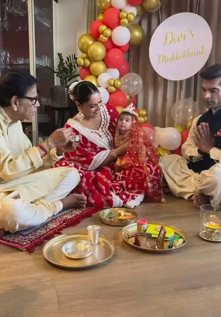 बिपाशा बसु की गैरमौजूदगी में बेटी ने बनाया मां के लिए स्पेशल कार्ड, करण ने शेयर की तस्वीर