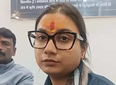 कांग्रेस का इतिहास हिन्दू धर्म का विरोध करना: शांभवी चौधरी