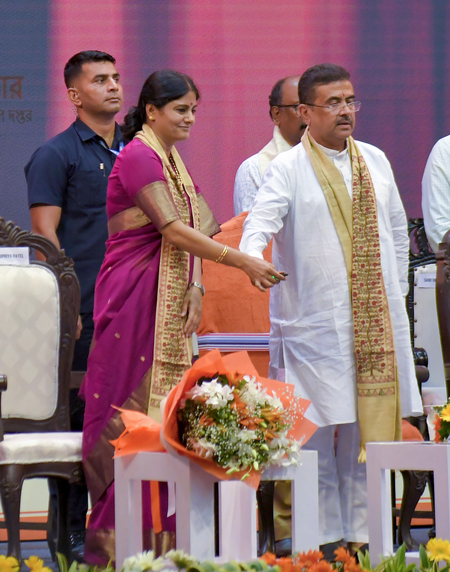 100 दिन पूरे होने पर उपलब्धियां गिनाएगी पश्चिम बंगाल सरकार, सीमा सुरक्षा और बुनियादी ढांचे पर रहेगा जोर