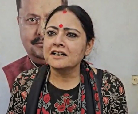 पश्चिम बंगाल : अग्निमित्रा पॉल ने ममता सरकार पर घुसपैठियों से वोट मांगने का आरोप लगाया, बंगाल से बाहर निकालने की दी चेतावनी