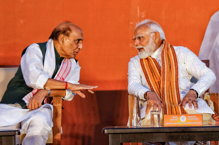 पीएम मोदी के कार्यकाल में अंतरराष्ट्रीय मंच पर भारत का कद बढ़ा, देश बना ताकतवर: राजनाथ सिंह