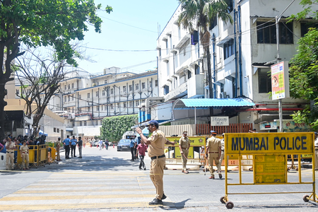 मुंबई पुलिस की कार्रवाई, 10 कुख्यात अपराधी एक साल के लिए किए गए तड़ीपार