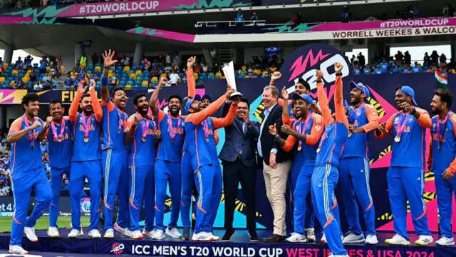 15 अगस्त के दिन भारतीय क्रिकेट टीम ने खेले है इतने मैच, जानिए कितनों में टीम इं​डिया ने हासिल की जीत