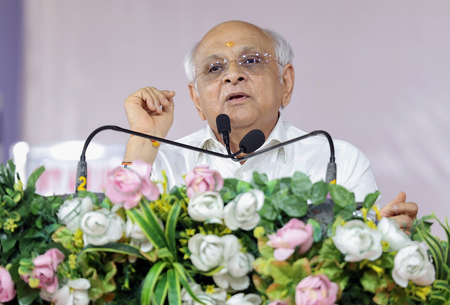 सीएम भूपेंद्र पटेल ने स्कूल छोड़ने वाले बच्चों को वापस लाने के लिए 'समरस विद्या सेतु' कैंपेन शुरू किया
