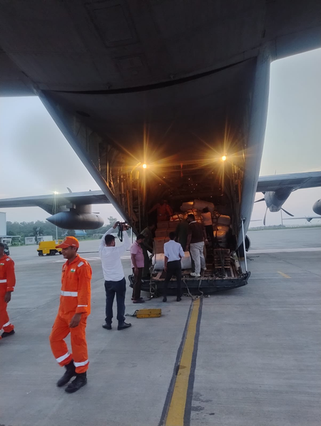 भारत ने बाढ़ प्रभावित नेपाल के लिए डॉक्टरों और पैरामेडिकल कर्मियों की टीम भेजी