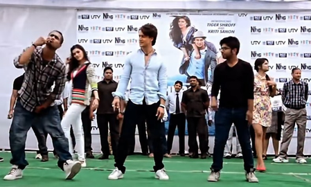 बॉलीवुड में 12 साल पूरे होने पर यादों में खोए टाइगर श्रॉफ, वीडियो पोस्ट कर बोले- 'समय कितनी तेजी से बीतता है'