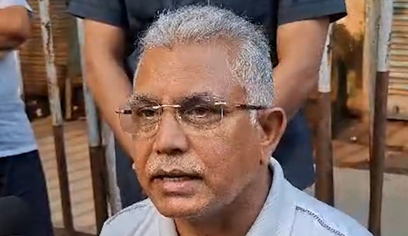 दिलीप घोष का ममता बनर्जी पर निशाना, बोले- 'आपस में लड़कर खुद को खत्म कर रही टीएमसी'