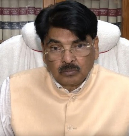 हमारी विदेश नीति स्पष्ट है, हम पहले अपने लोगों की भलाई के बारे में सोचते हैं : मनन मिश्रा