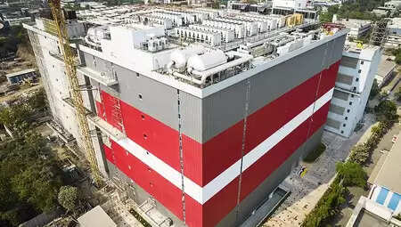 भारत के डेटा सेंटर मार्केट का आकार 2030 तक दोगुना होकर 22 अरब डॉलर पहुंचने का अनुमान