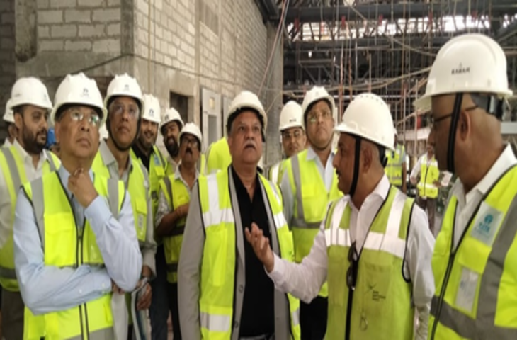 नोएडा इंटरनेशनल एयरपोर्ट प्रोजेक्ट का मुख्य सचिव ने किया निरीक्षण, निर्माण कार्यों में तेजी लाने के निर्देश