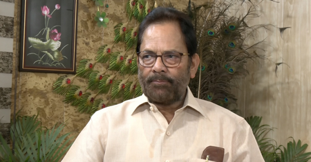 भाजपा में राज्यसभा सदस्यों का शामिल होना दलबदल नहीं, बल्कि 'आप' का विभाजन है: अब्बास नकवी