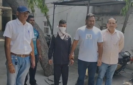 शाहदरा पुलिस ने शातिर सेंधमार और वाहन चोर को किया गिरफ्तार, 40 किलो सिक्के और नकली गहने बरामद