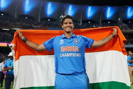 दीप्ति शर्मा के लिए 2025 रहा बेहद खास, इस रिकॉर्ड के साथ नए साल में ऑलराउंडर की हो रही एंट्री