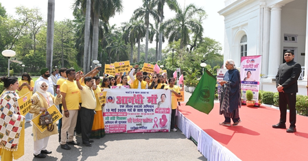 मदर्स डे पर ‘कैंसर फ्री वूमेन भारत यात्रा’ को राज्यपाल ने दिखाई हरी झंडी, महिलाओं के स्वास्थ्य जागरूकता का दिया संदेश