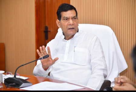 गर्मी से पहले एक्शन मोड में यूपी सरकार: निर्बाध बिजली के निर्देश, बैलेंस खत्म होने पर रात में नहीं कटेगी सप्लाई