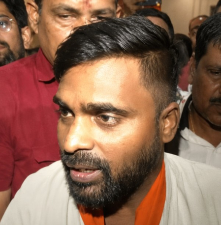 बांकीपुर उपचुनाव: भाजपा के नए उम्मीदवार नीरज बोले- सभी कार्यकर्ताओं को साथ लेकर लड़ेंगे चुनाव, विपक्ष ने उठाए सवाल