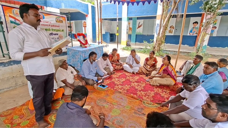 तमिलनाडु: एकानापुरम के लोगों ने सीएम विजय को दिया धन्यवाद, उनके नाम पर सड़क बनाने की मांग की