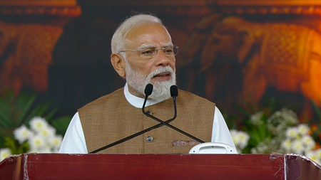 पिछली सरकारों ने बहुमूल्य पांडुलिपियों की उपेक्षा की थी, हम इन गलतियों को सुधार रहेः पीएम मोदी